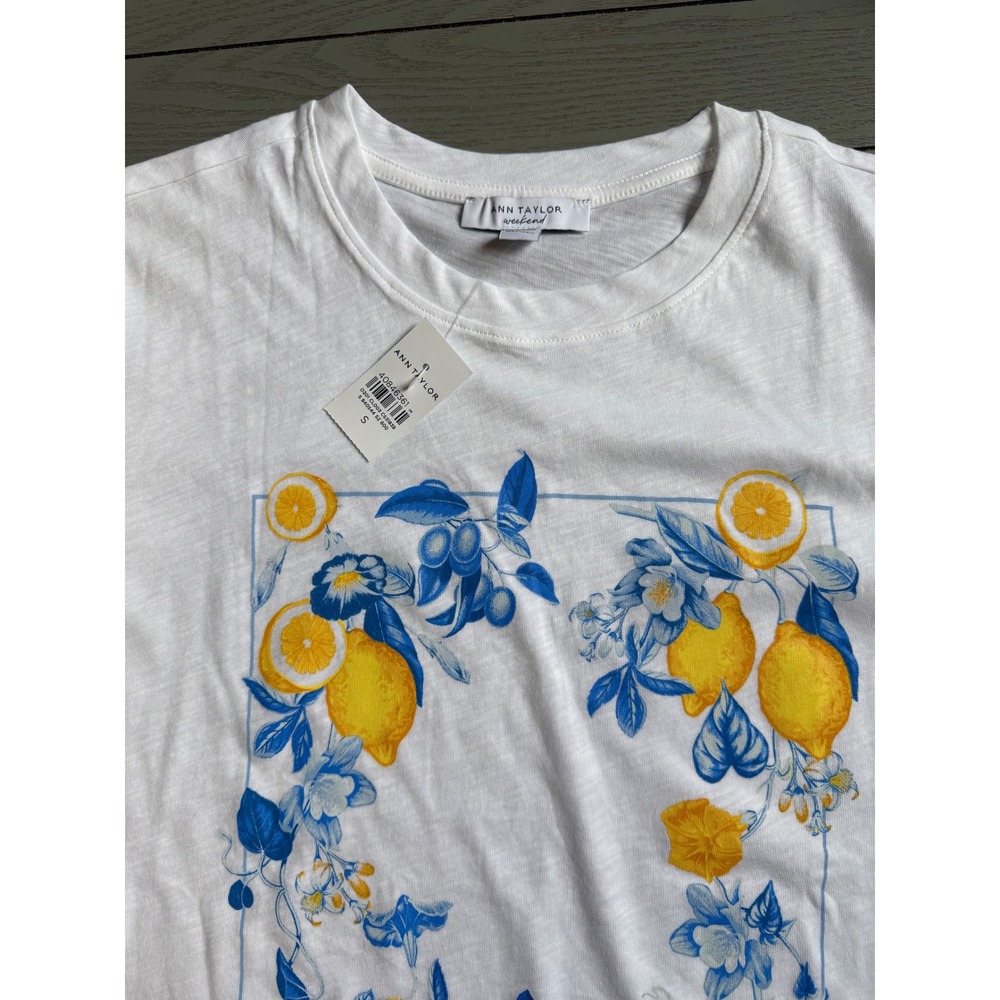 Ann Taylor Weekend White Lemon Floral Graphic Tee Cotton Short Sleeve Shirt S - Picture 2 of 5